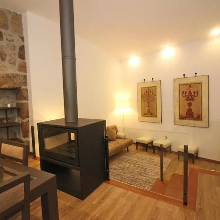 Casa Da Lameira Ii By Casas Geres